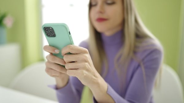 IPhone раскладушка новый взгляд на классические технологии