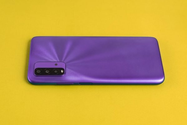 Samsung Galaxy M12 мощный смартфон с отличной камерой