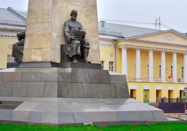 10 вещей которые нужно держать в машине для удобства